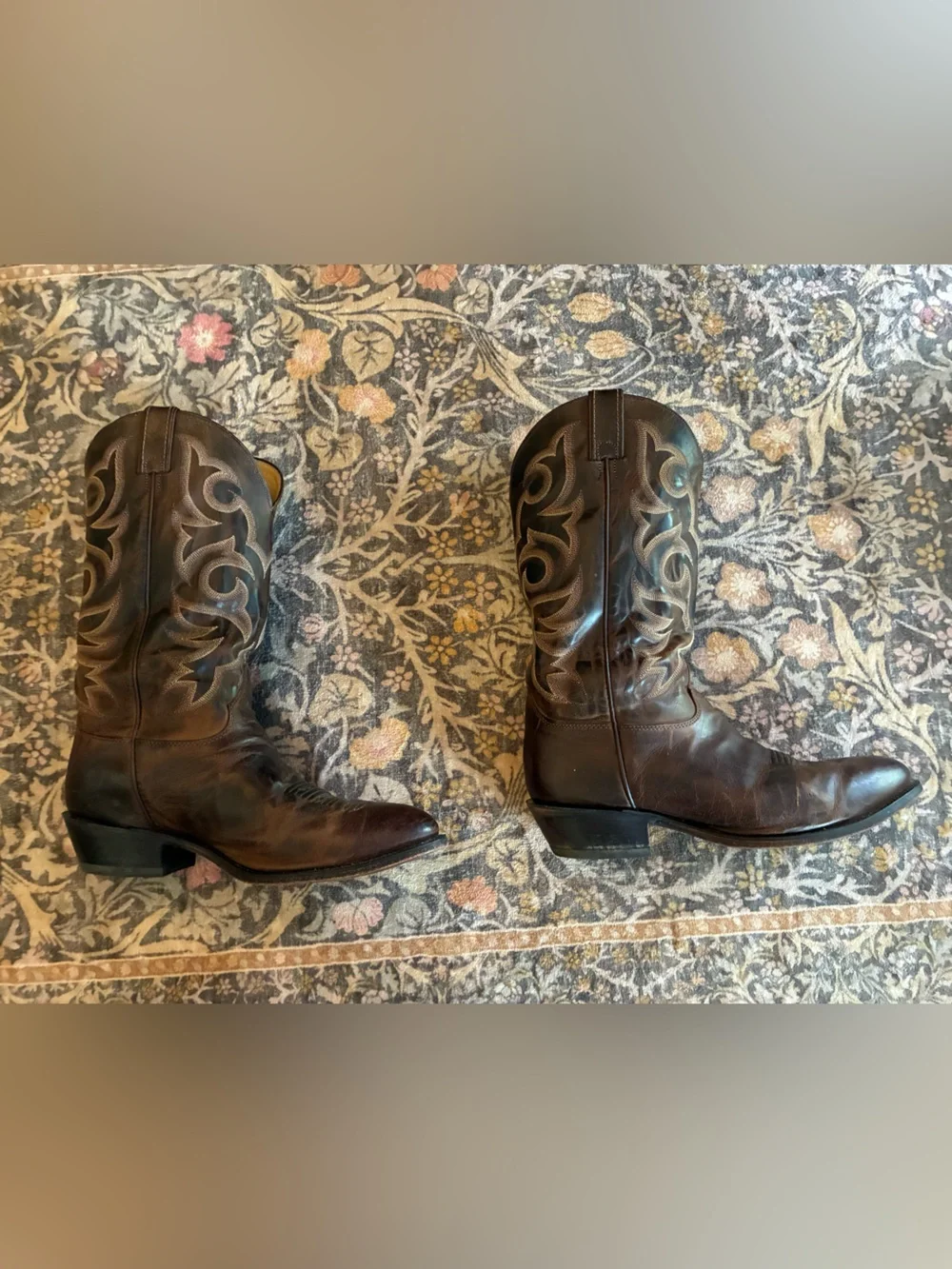 Classic Western Cowboy Boots, Justin Boots 12.